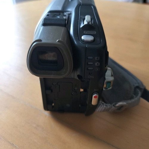 Sony DVD camera used with extra battery and carrying case