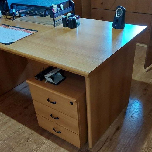 Executive solid wood office desk with drawer unit like new