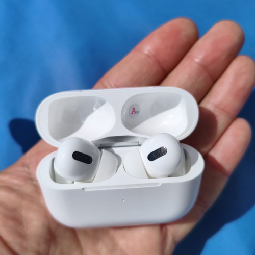 TWS Bluetooth Earbuds PRO3 New with Charging Case