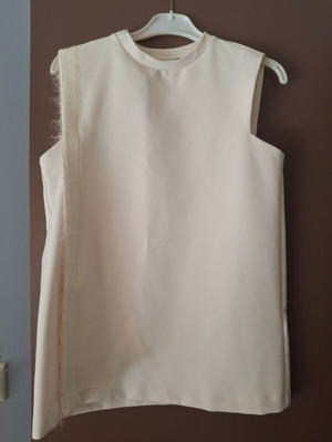 Zara sleeveless blouse like new, white for autumn-winter
