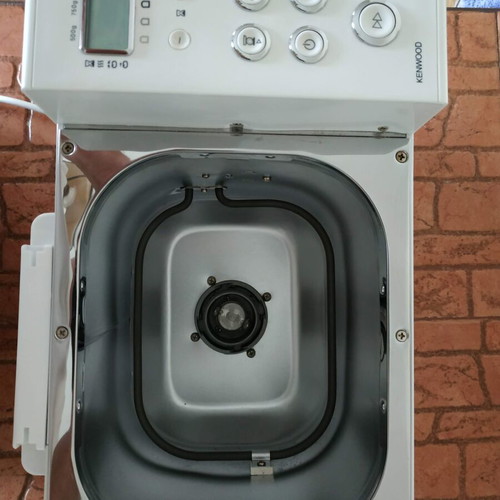 Kenwood BM 250 - 256 bread maker like new
