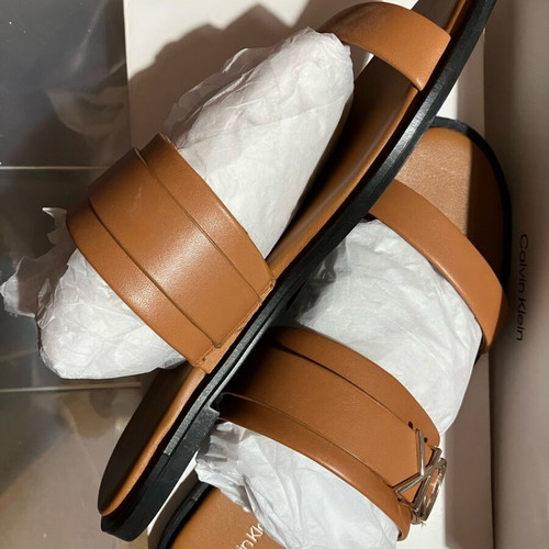 Calvin Klein leather sandals size 40 like new, brown