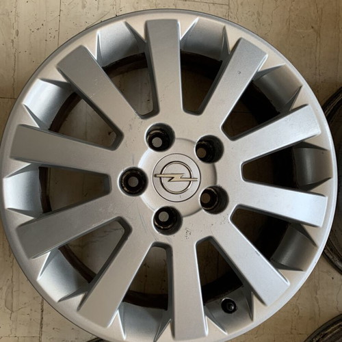 Opel 16-inch rims 5x110 bolt pattern used