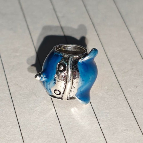 Silver charm whale orca with blue enamel like new