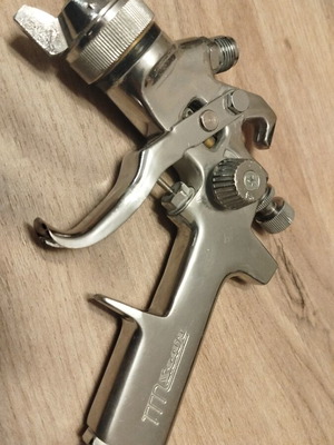 Professional paint spray gun like new