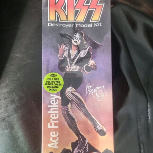 KISS Destroyer model kits set of 4, like new