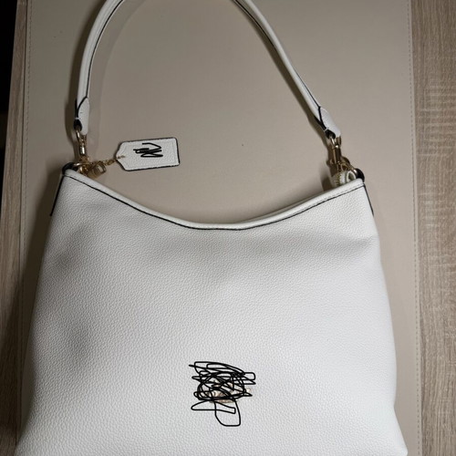 Elegant shoulder bag, premium quality, white