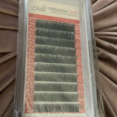 Premium Silk eyelashes like new