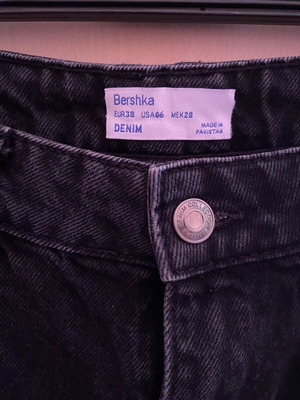 High waisted denim shorts Bershka black like new, size M