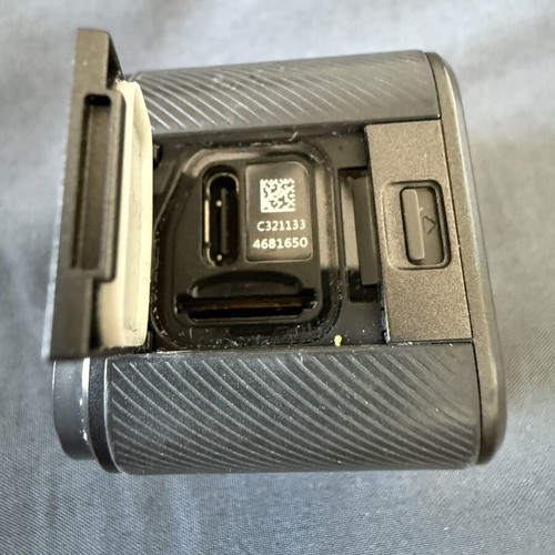 GoPro Hero 5 Session with 128 GB SD card