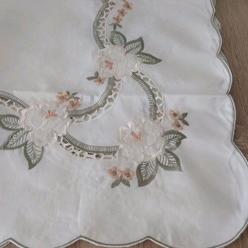 Tablecloth 85x85 new, unused