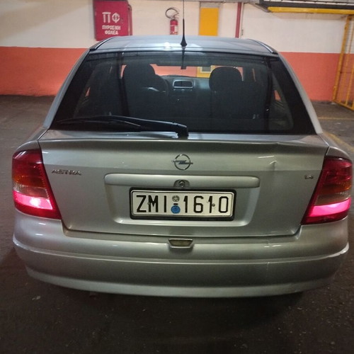 Opel Corsa Elegance 1.4 16V car, March 2003 model