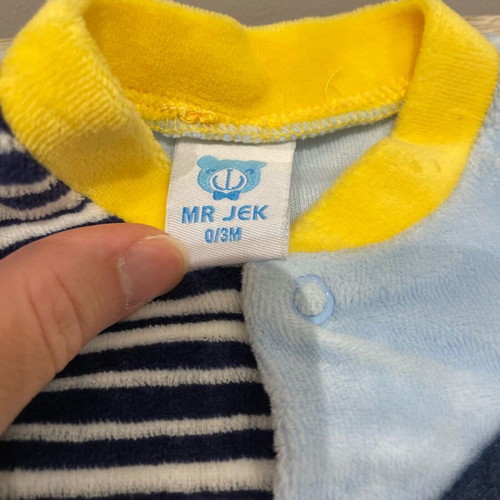 0-3 months velour romper for baby boy with hat and bib