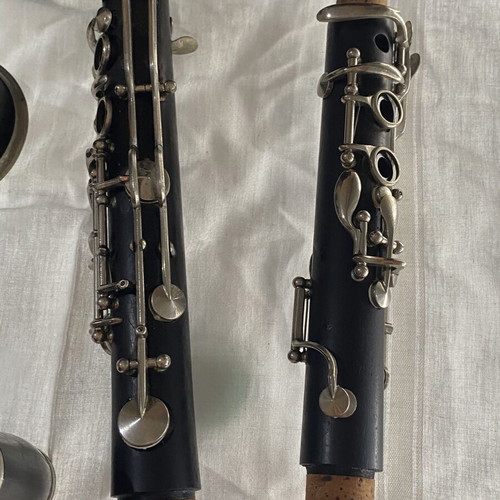 Clarinet Si-bemol (Bb) used, ebony with free carrying case