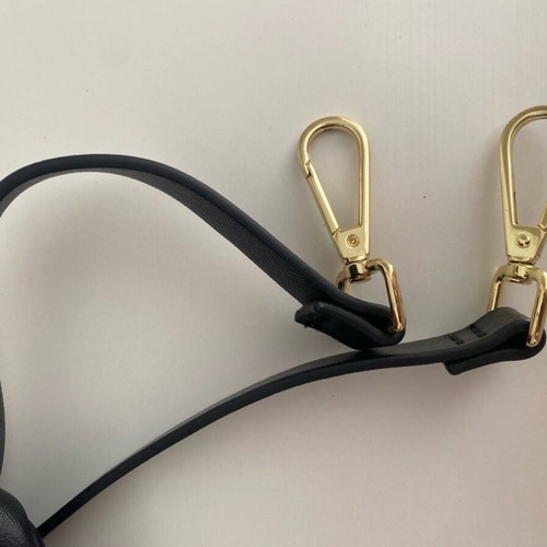 Zara red and black crossbody bag in very good condition