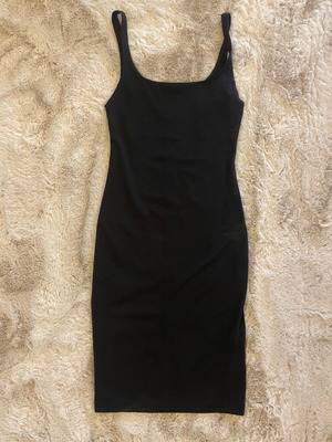 Zara black dress like new, size M