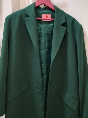 Karavan suit green, one size jacket, small pants, like new