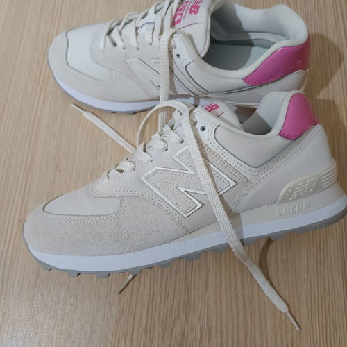 New Balance 574 sneakers like new, white and pink, size 40.5