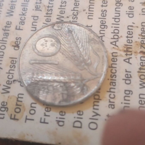 Italy 1975 10 Lira coin used