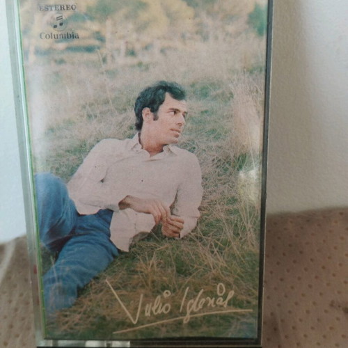 Julio Inglesias cassette like new, pop, Spanish edition