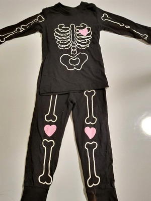 Lulipo Unisex Pajama Set 98/104 Long Sleeve Like New, Halloween