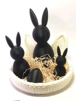 Easter Decoration Set new with 3 Bunnies and Egg in Basket