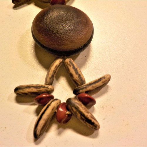 Necklace short with imitation seed beads