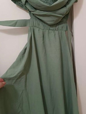 Shein dress with opening green plus size XXL like new