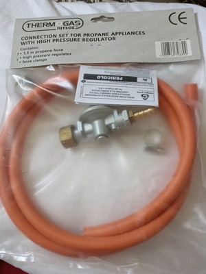 Thermogas propane connection set with high pressure regulator