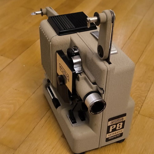 Eumig P8 automatic novo projector used, vintage 8mm film