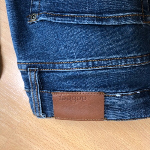 Dobber jeans like new, waist size 30, stretch