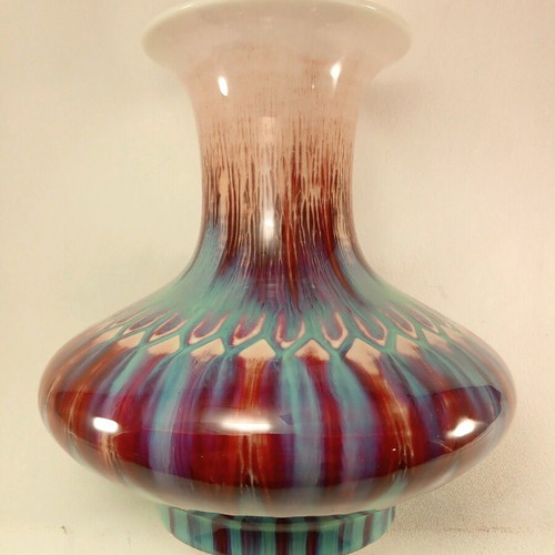 Porcelain vase handmade Ox Blood Sang De Boeuf Langyao Hong Flambe made to order