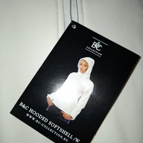 B&C Collection women's softshell jacket with hood new, white