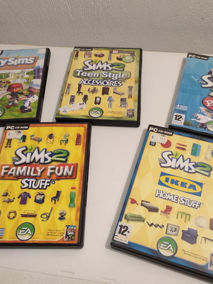 Sims 2 Collection употребявана за PC, включва Pets диск 1