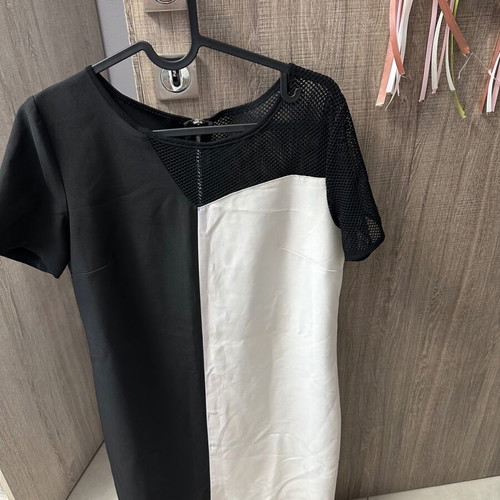 Dresses pack small-medium, excellent condition