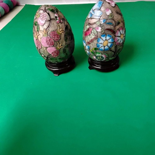 Set of 2 Cloisonné like new, height 10.5cm