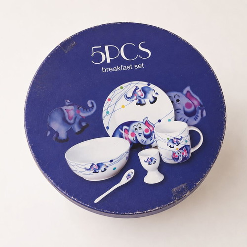 Children's breakfast set 5 pieces with vibrant colors, brand new