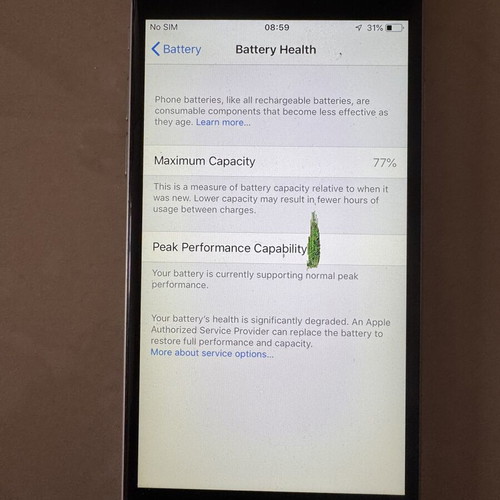 iPhone 6S Space Gray 16 GB used with box, screen defect