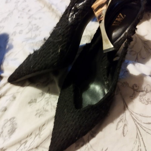 Zara mules size 38 like new, boucle fabric black