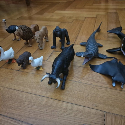 CollectA Schleich Papo animal figures used