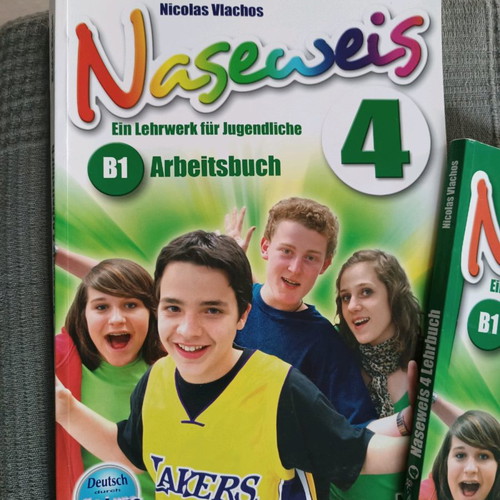 Naseweis B1 4 books like new, German