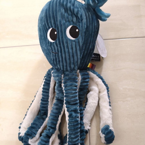 Octopus plush with baby octopus, Los Delingos, new