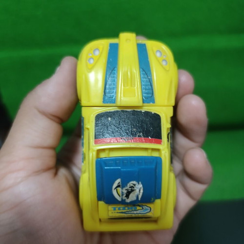 McDonald's Happy Meal Toy Action Man Atom 2006 yellow car Hasbro