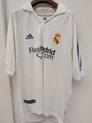 Authentic Real Madrid 2002/03 Adidas jersey size M like new