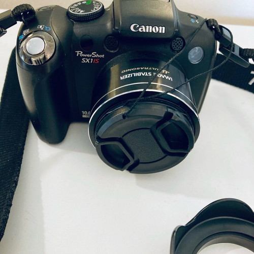 Canon SX1IS Powershot camera like new