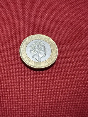 One Pound British currency new condition