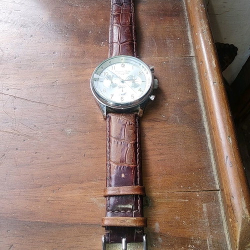 Two branded wristwatches like new
