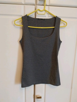 Zara t-shirt gray size S like new