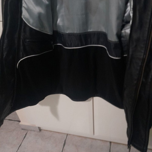 Leather men's jacket Bossini like new, black, size 46