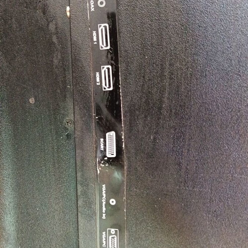 Technika 32" TV for spare parts